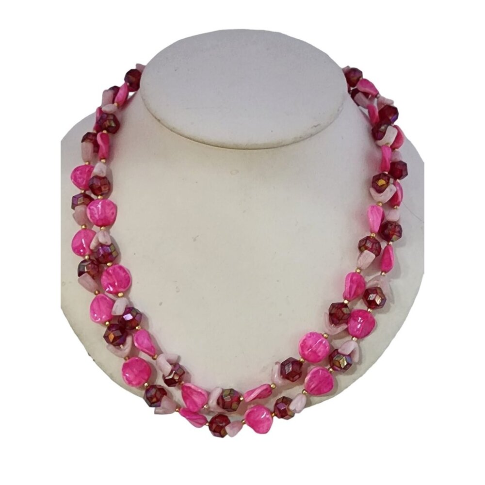 Vintage Molded Acrylic Double Strand Necklace (A4864)